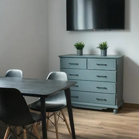 Hostgost Selected - Botanical Garden 贝尔格莱德